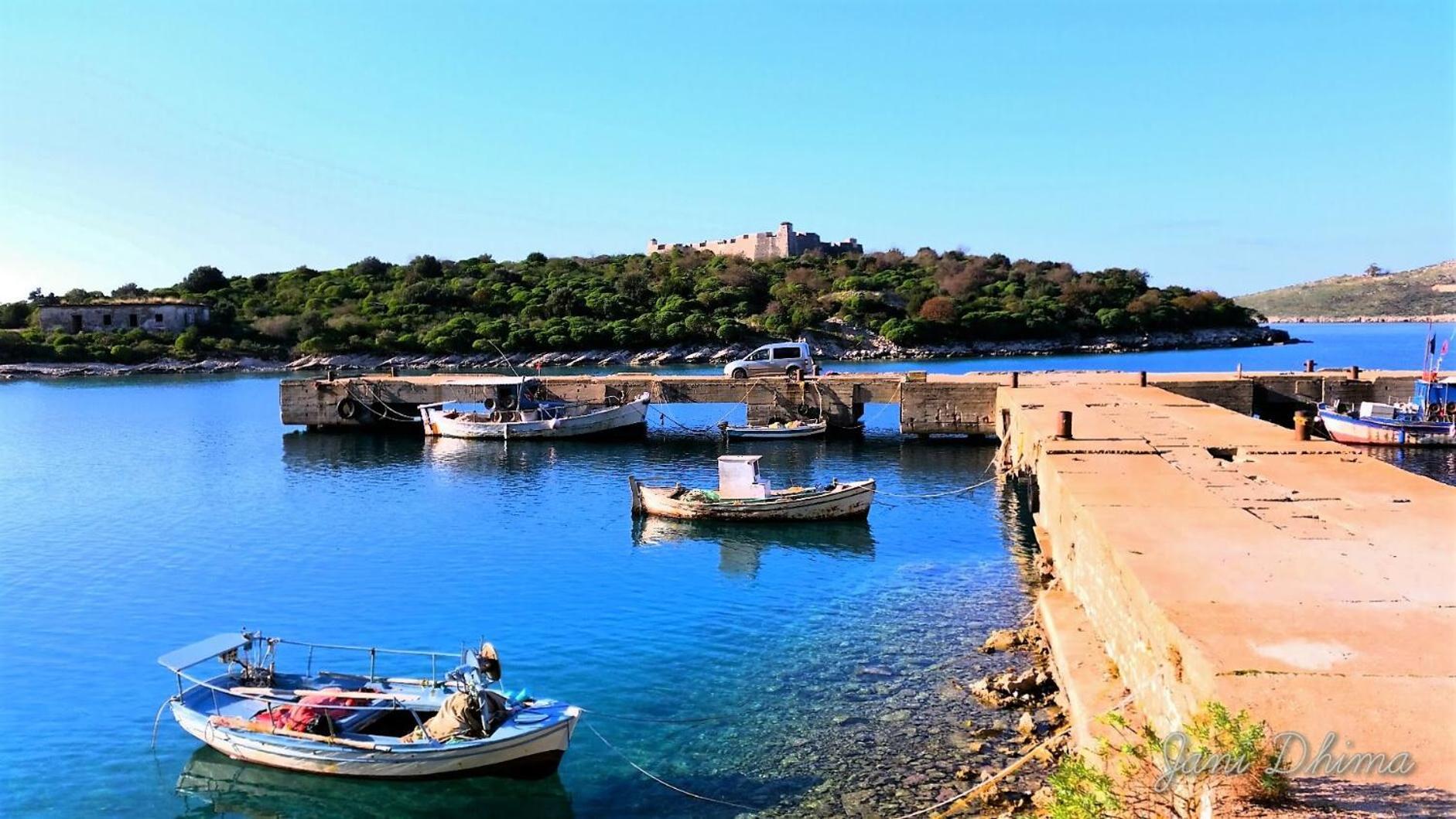 The Grandfather'S Room Himare Exterior foto